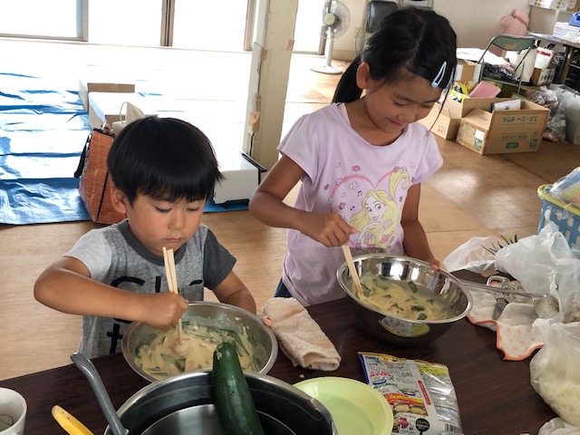 6月30日（日）、助田町のうべ★子ども21事務所にて、上宇部ブロック主催「ねじりパン&チヂミパーティー」が開催されました。
‪

