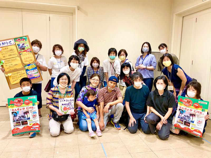 今回の公演は会員限定で来場者の数も限られていていましたが、久しぶりに会場に響く子ども達の楽しそうな声を聞くことが出来て本当によかったです。
例会担当の藤山ブロックやお手伝いをしてくださった他のブロックの方々、そして楽しい舞台を届けてくださった想造舎の皆さん、本当にありがとうございました！